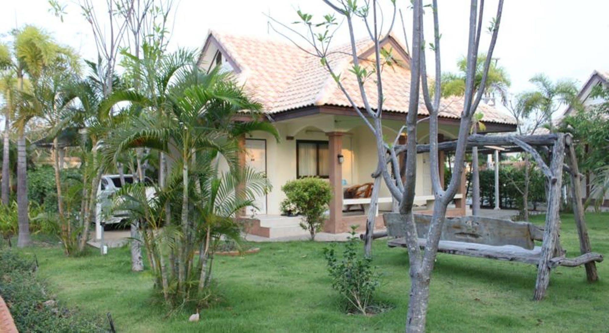 Saraburi Garden Resort מראה חיצוני תמונה