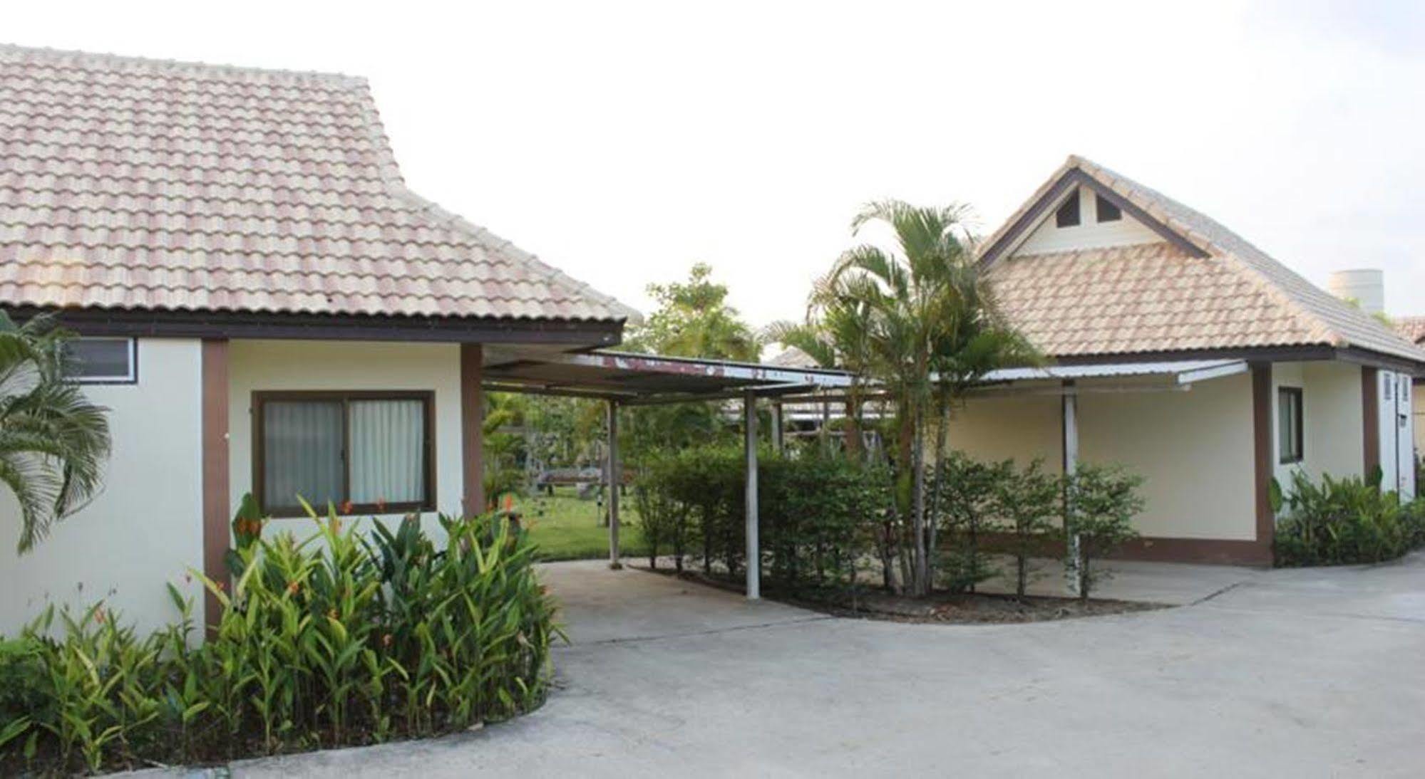 Saraburi Garden Resort מראה חיצוני תמונה