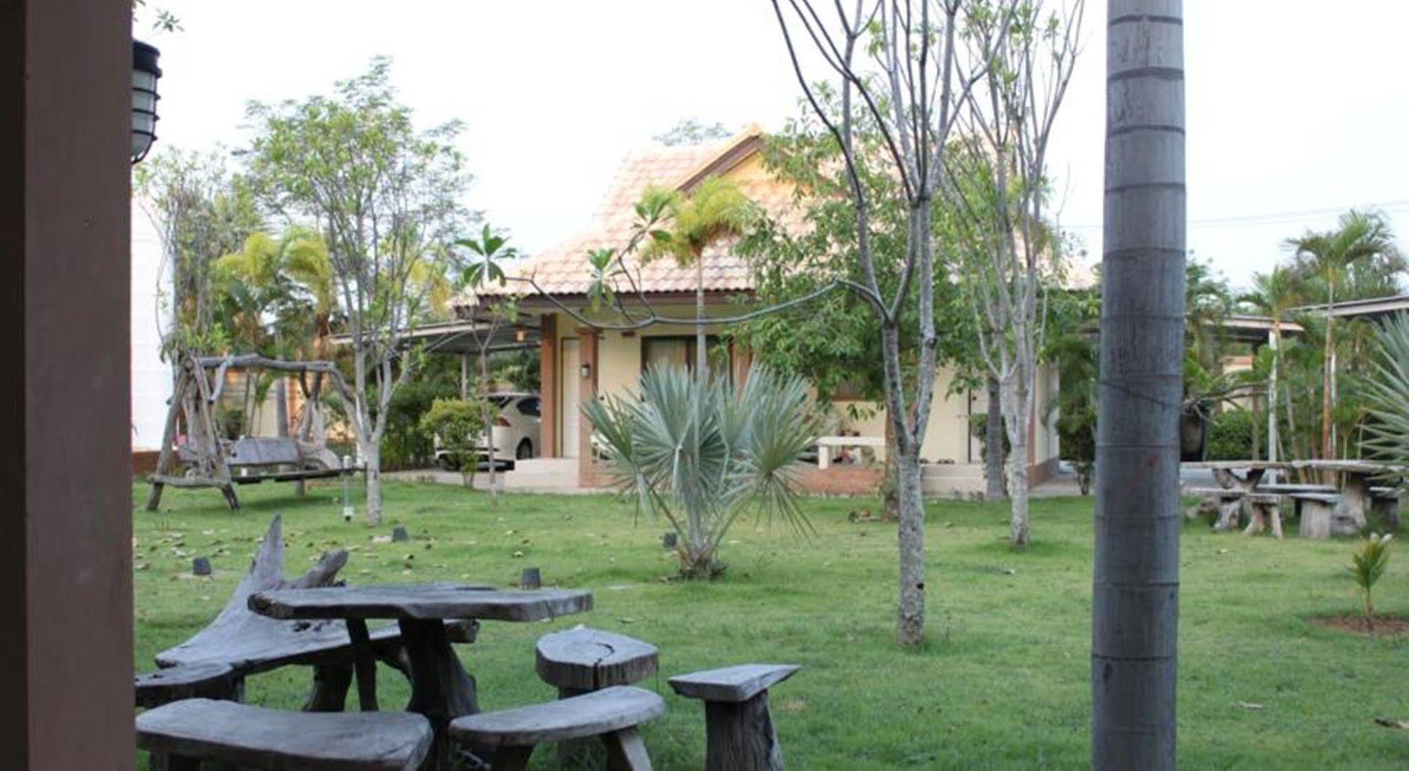 Saraburi Garden Resort מראה חיצוני תמונה