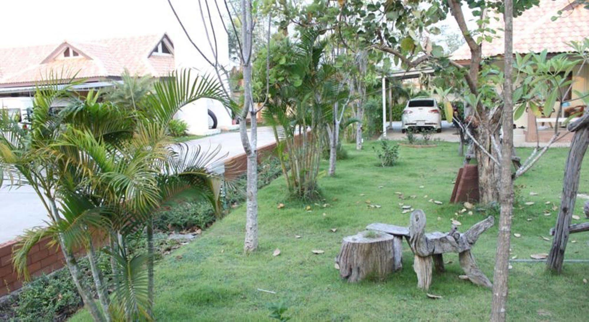 Saraburi Garden Resort מראה חיצוני תמונה